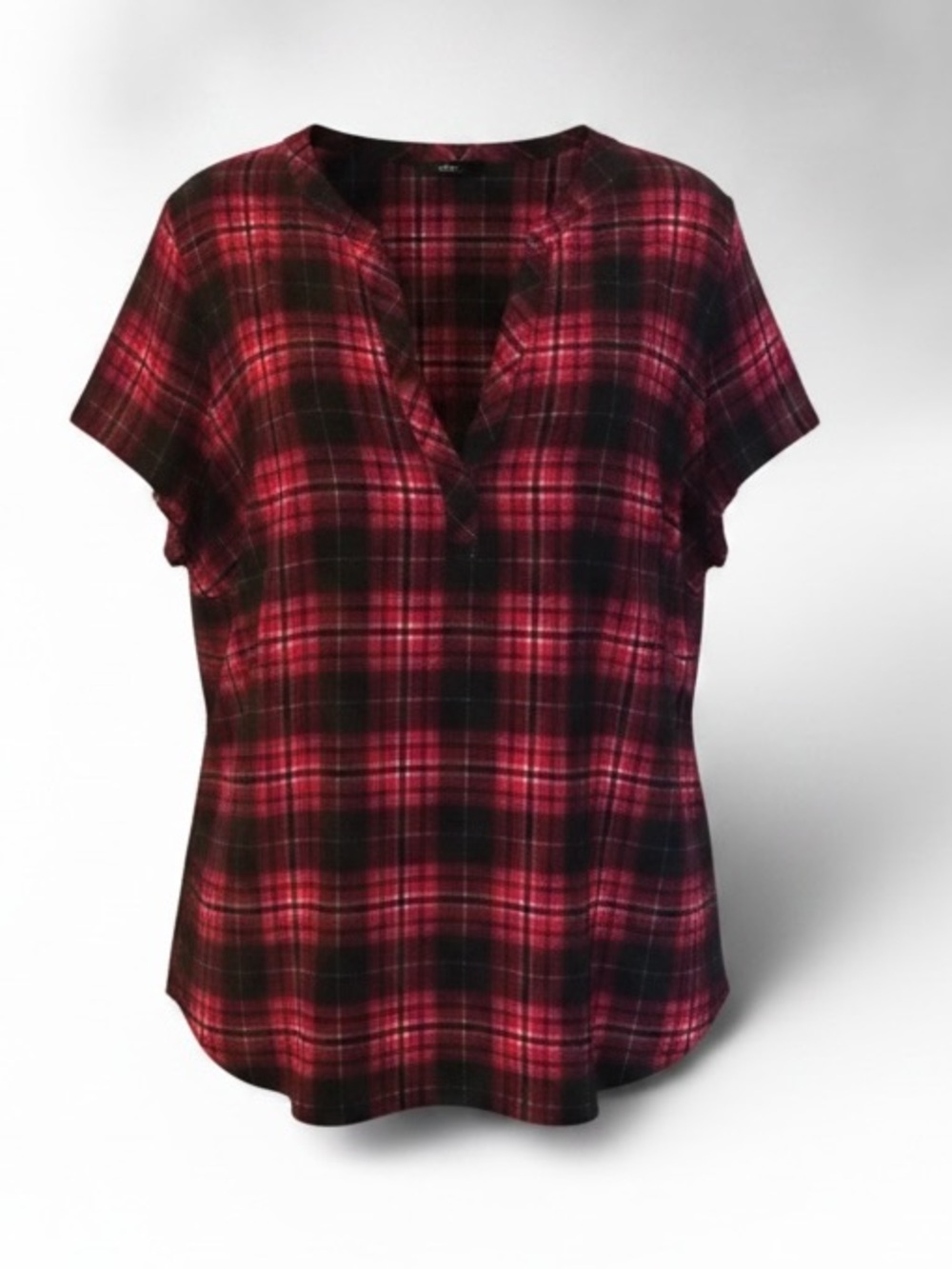 torrid Plaid V-Neck Red and Black Women’s Blouse Size 1X